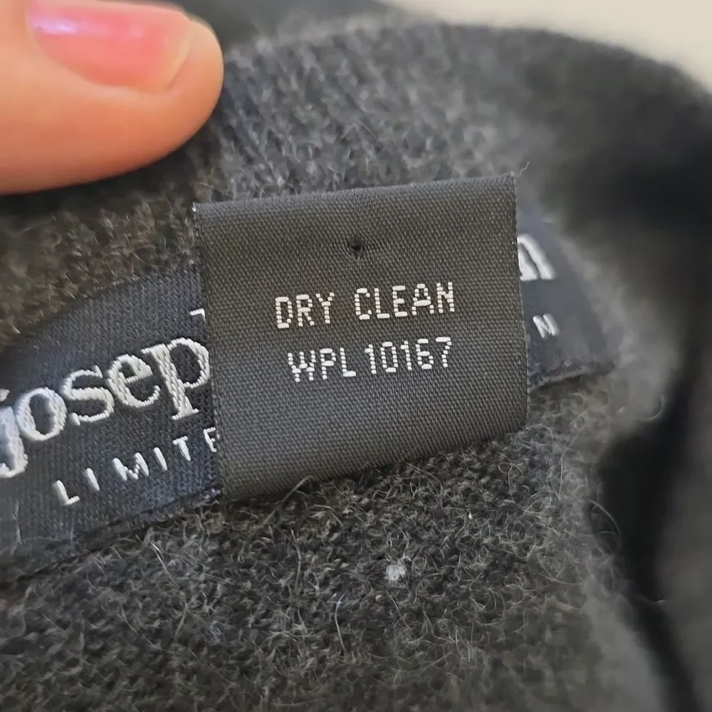JOSEPH & LYMAN 100% CASHMERE MEN’S V-NECK SWEATER‎ SIZE XL